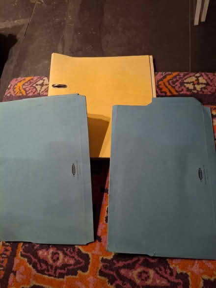 Photo of free Files for documents or study (Abraham Heights LA1) #1