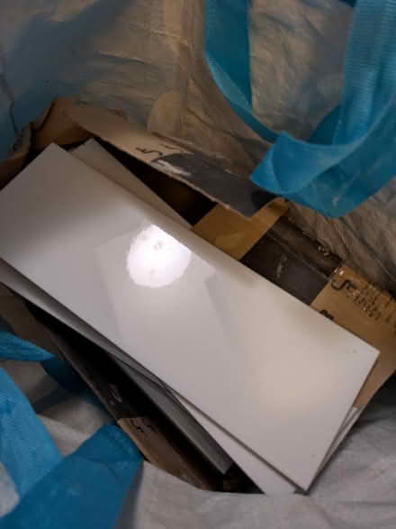 Photo of free White rectangular ceramic tiles (North Laine BN1) #4