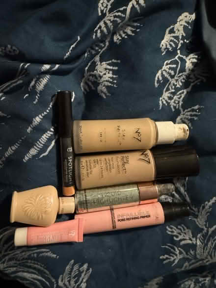 Photo of free Skin care and make up bundle (New England) #2