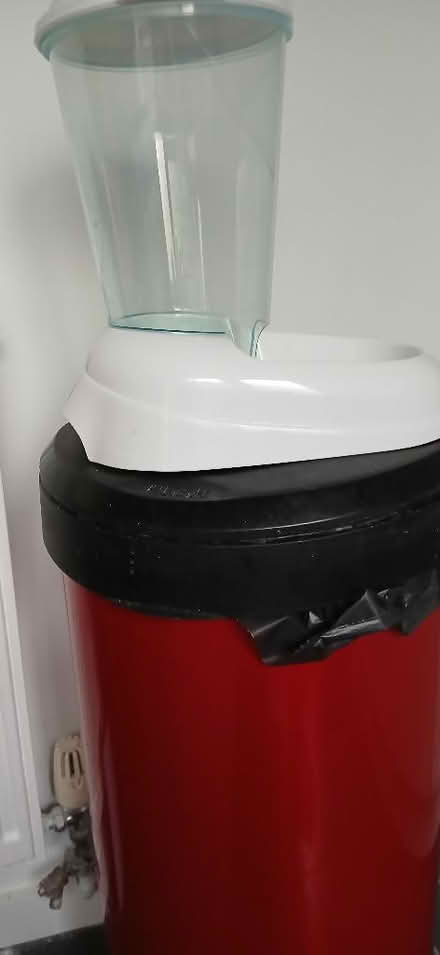 Photo of free Cat feeder dispenser (not automatic) (Five Ways SW19) #2