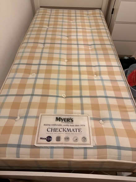Photo of free Single mattress (Upper Holloway N19) #1