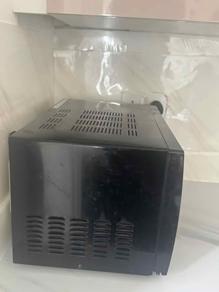 Photo of free Black Microwave (Wolverhampton WV10) #4