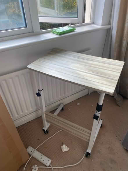 Photo of free Desk (Sandymount/Ringsend) #2