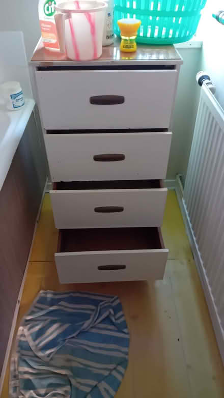 Photo of free 4 drawer unit (Homerton E9) #2