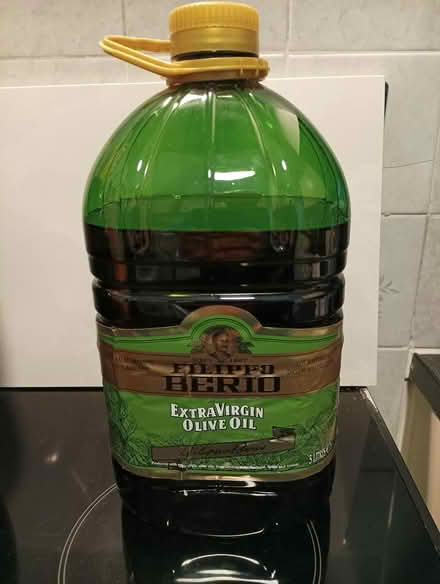 Photo of free Past best before date olive oil (South reading RG2) #1