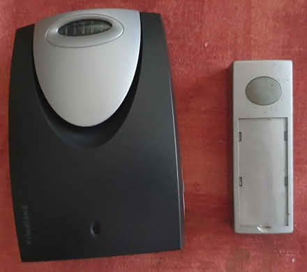 Photo of free door bell (seaton EX12) #1
