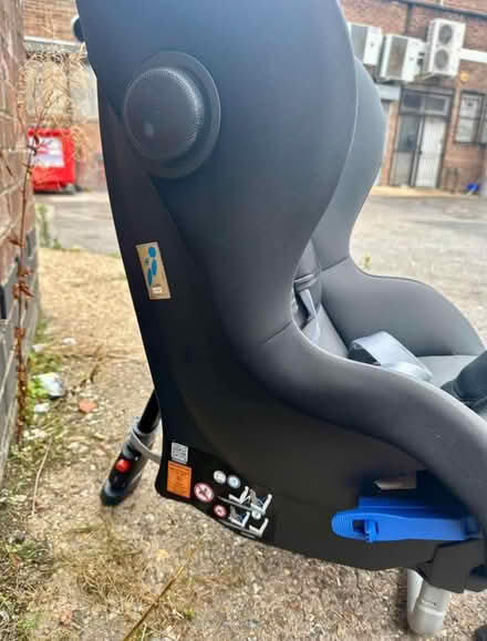 Photo of free Car seat REAR FACING ONLY (London Colney AL2) #4
