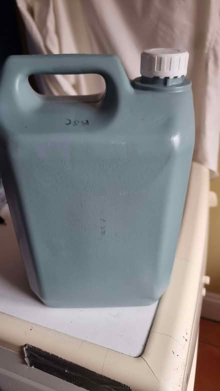 Photo of free Empty 5 litre can (Wilmslow SK9) #1