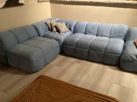 Photo of free Sectional couch (York mills and leslie) #1