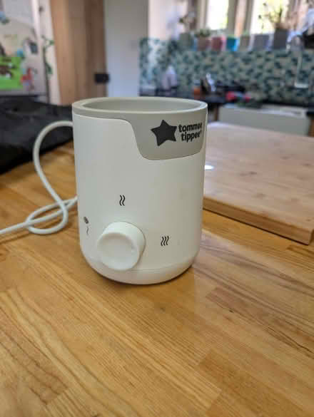 Photo of free Tommee tippee bottle warmer (S6 hillsborough) #1