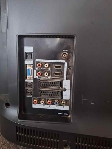 Photo of free Samsung TV (GL4) #3