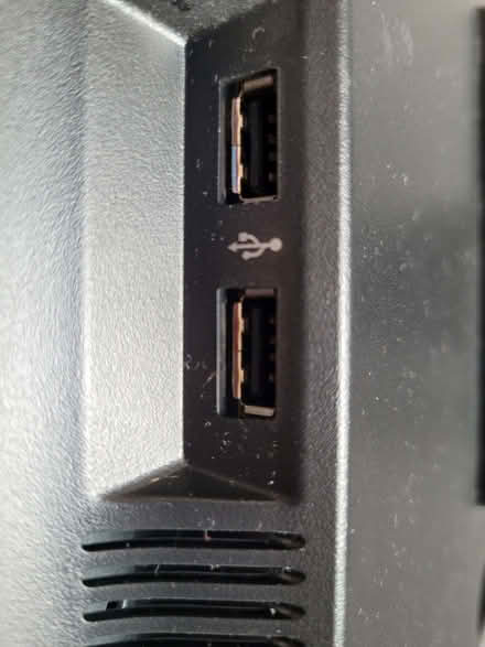 Photo of free HP 19 inch Monitor (AB16) #4