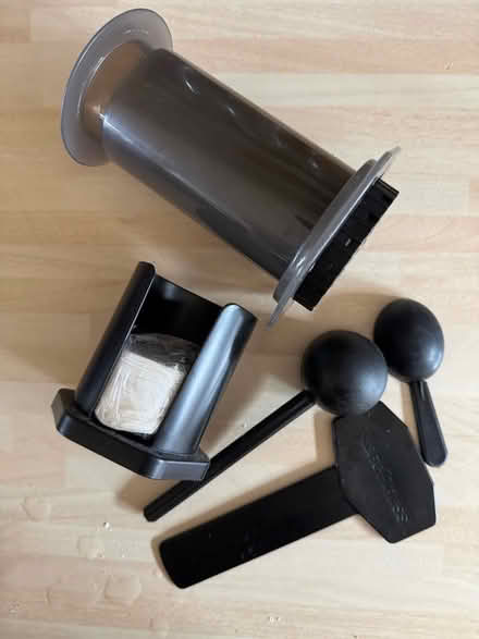 Photo of free AeroPress coffee press and filters (Gleneagles area, Wboro NN8) #1