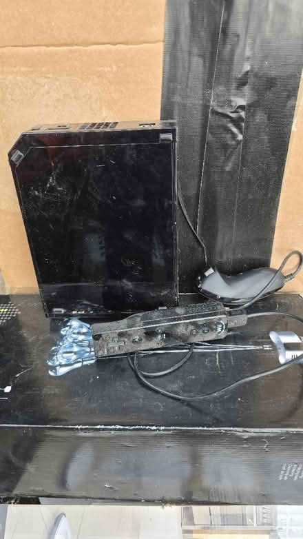 Photo of free Wii with 1 control. No leads (Hatfield AL10) #1