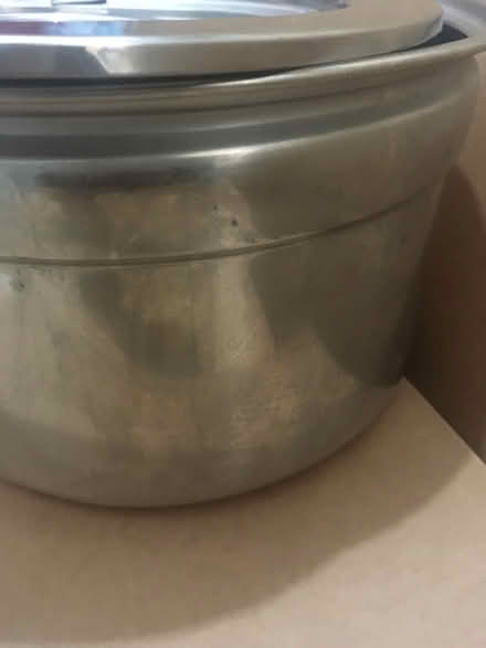 Photo of free Metal food container (Shoreditch) (Shoreditch E2) #3