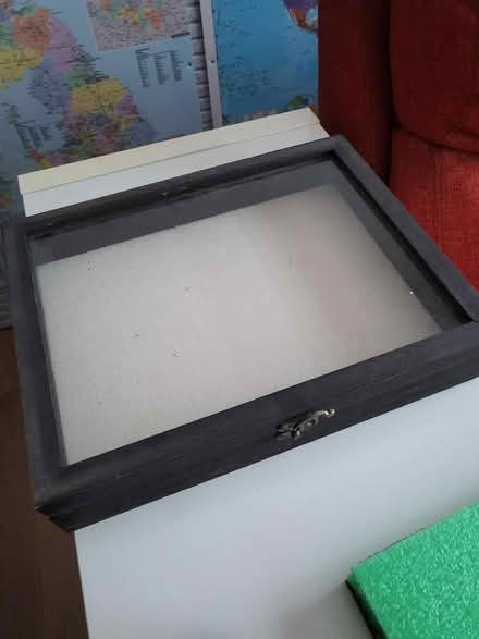 Photo of free Box frame (Old Town SG1) #1