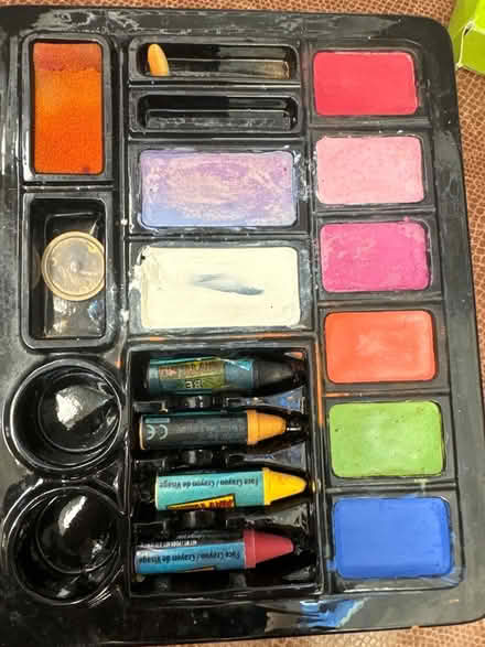 Photo of free Face Paints (Fiesta gardens) #3