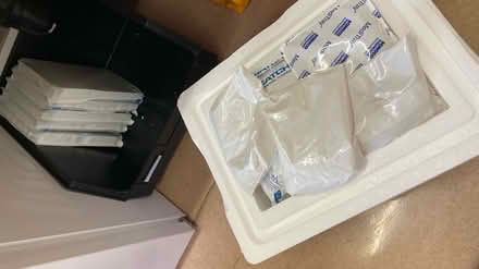 Photo of free ice packs (OX3, JR hospital site) #2