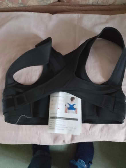 Photo of free Posture corrector, unisex (Whoberley CV5) #1