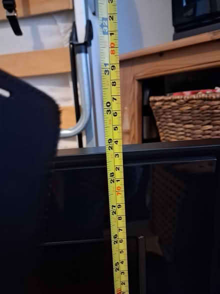 Photo of free Phillips tv (BN2) #3