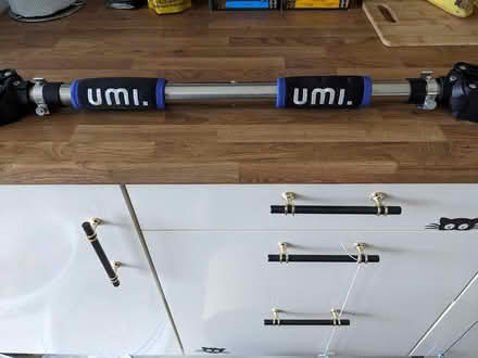 Photo of free pull up bar (snodland) #1