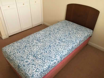 Photo of free Single bed, including matress. 200 x 90cm. (Barleybank G66) #1