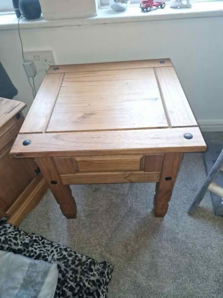 Photo of free Coffee table (B29) #1