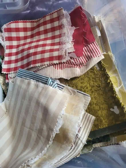 Photo of free Fabric (Pr23uq Pr2 3uq) #3