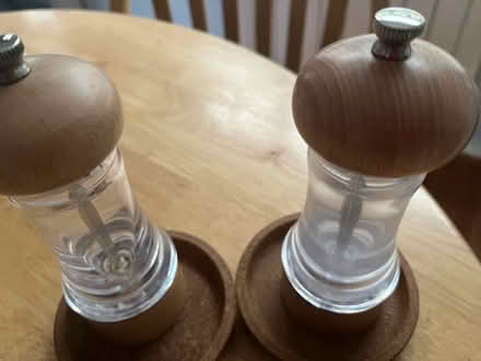 Photo of free Salt and pepper set (Kendal LA9) #1