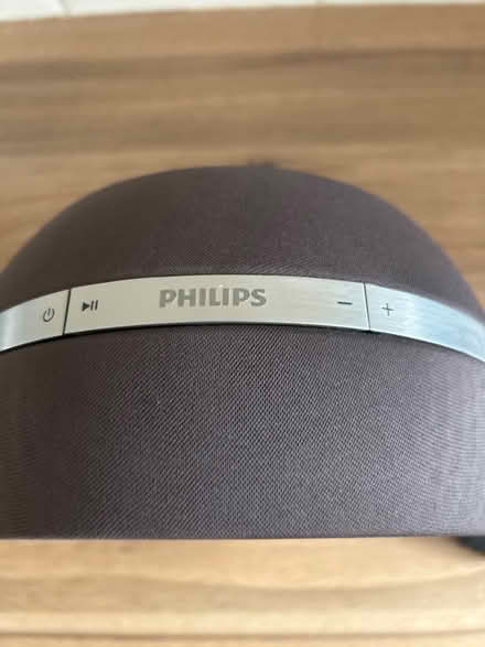 Photo of free Philips Docking AirPlay Speaker (Hall Green B28) #3
