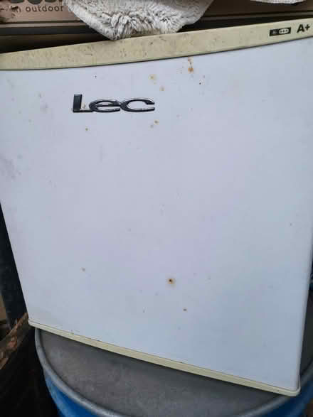 Photo of free Table top freezer (London. SW8.) #1