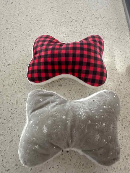 Photo of free Dog toys (Torrance 90501 near Hull MS) #3