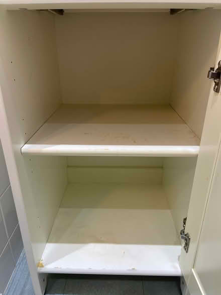 Photo of free White Ikea bathroom cabinet (Orpington, BR6) #4
