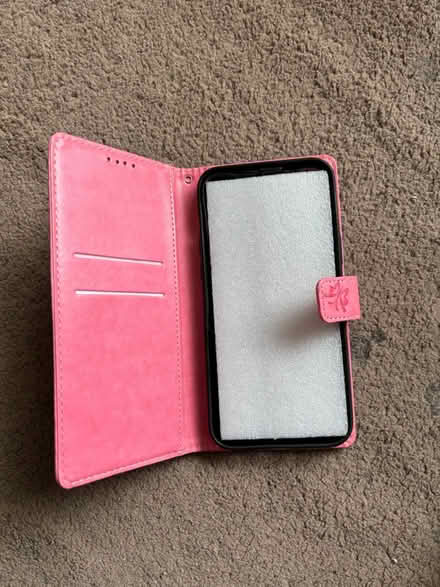 Photo of free iPhone case (Leigh on sea SS9) #2