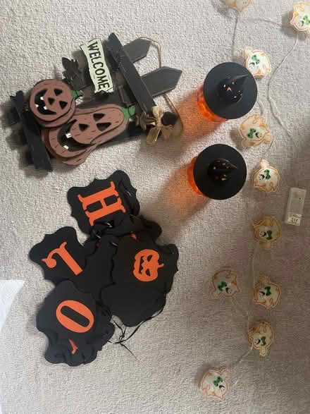 Photo of free Halloween decorations (St Margarets TW1) #1