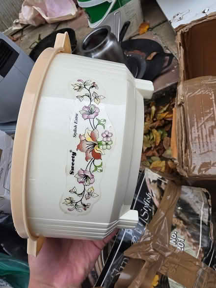 Photo of free 3 Hot pot (Forest gate E7) #2