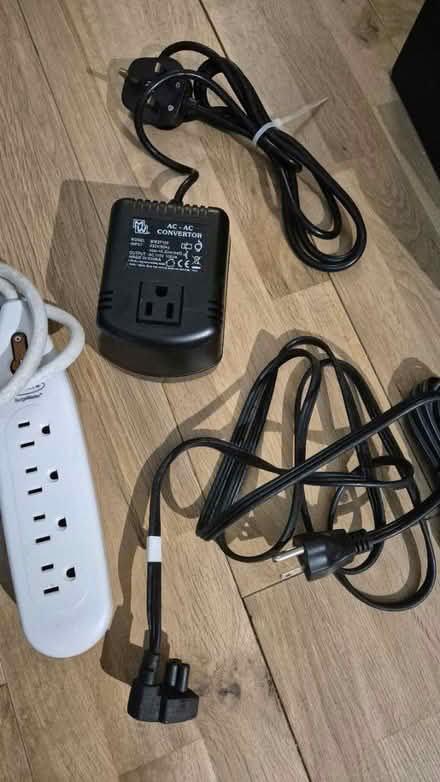 Photo of free US power adapter and leads (Guildford) #3