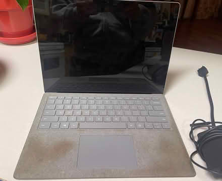 Photo of free Microsoft Surface (Santiago Villa) #3