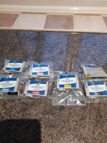 Photo of free Set of printer inks (BN2) #4