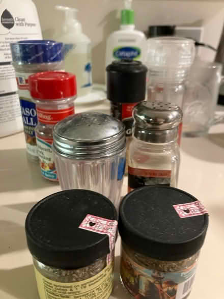 Photo of free Assorted spice containers (Bellevue) #1