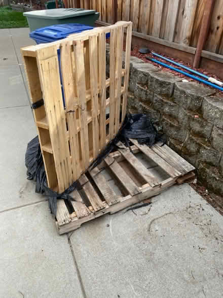 Photo of free 2? Pallets (David & Bancroft) #1