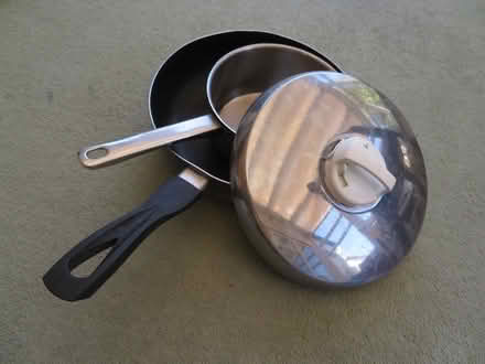 Photo of free Odd pot, pan, lid. (Addiscombe CR0) #1