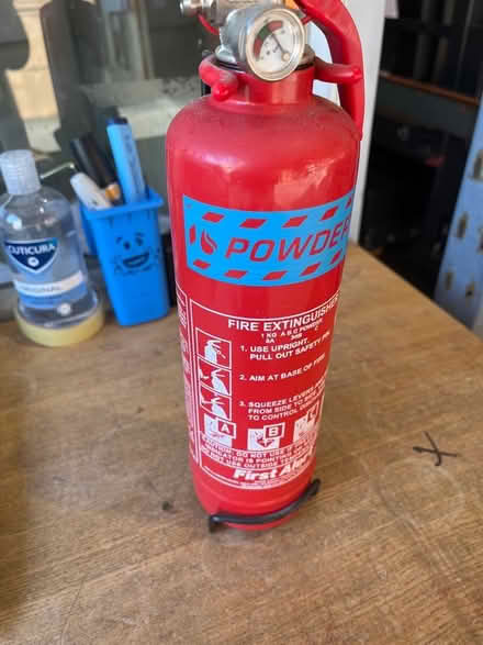 Photo of free fire extigusher (Fairmilehead EH10) #1