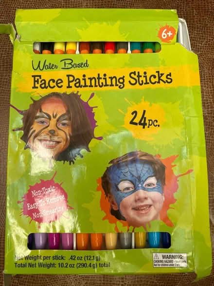 Photo of free Face Paints (Fiesta gardens) #1