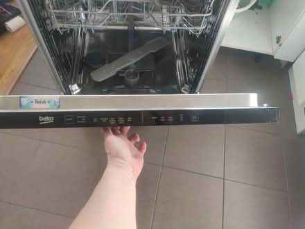 Photo of free Beko dishwasher, 60cm wide (Se5) #3