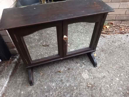 Photo of free Small old mirrored cabinet (Colchester CO1) #1