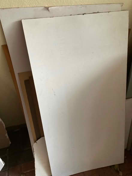 Photo of free Thin sheets of board (Chineham RG24) #1