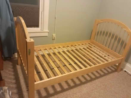 Photo of free Single size bunk beds (Wallingford) #2
