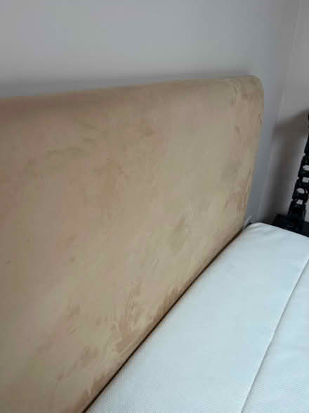 Photo of free Bed headboard (SE15) #3