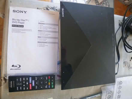 Photo of free Sony Blueray/DVD player BDP-S1200 (Minster Lovell OX29) #1